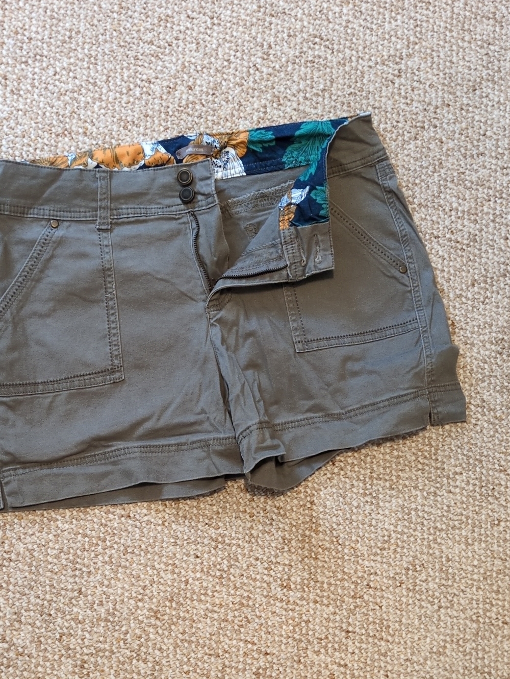 Maurice's Size 12 Women's Olive Green Utility Shorts with Floral Waistband